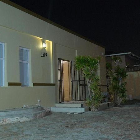 Supa Lodge Parow Exterior foto